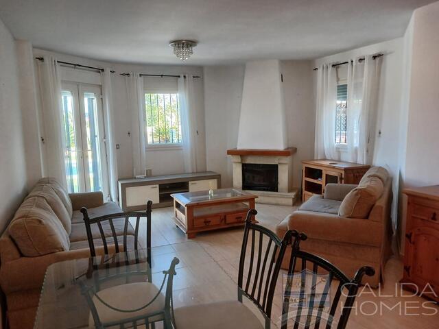 Image No.18-3 Bed Villa for sale