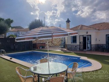 villa-aston--resale-villa-for-sale-in-arbolea