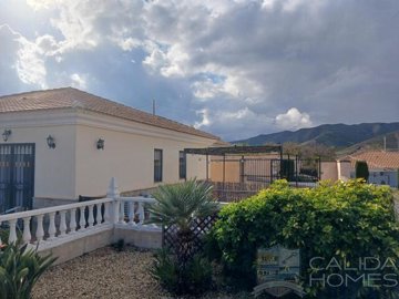 villa-aston--resale-villa-for-sale-in-arbolea