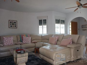 villa-sasta--resale-villa-for-sale-in-arbolea