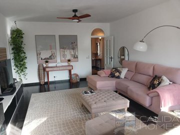 casa-de-bella--resale-villa-for-sale-in-arbol