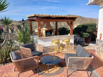 casa-de-bella--resale-villa-for-sale-in-arbol