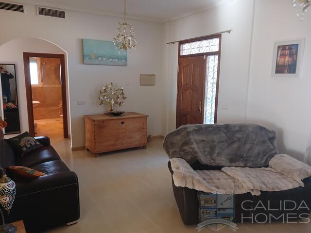 Image No.13-4 Bed Villa for sale