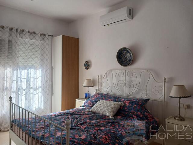 Image No.17-4 Bed Villa for sale