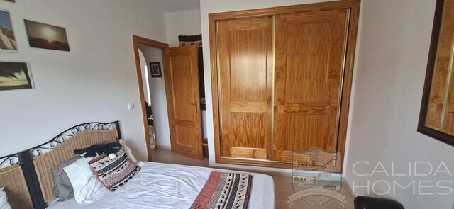 Image No.10-3 Bed Villa for sale