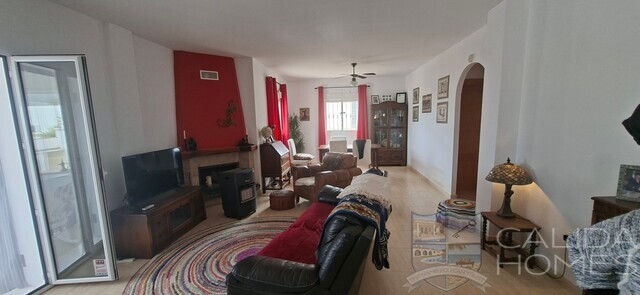 Image No.8-3 Bed Villa for sale