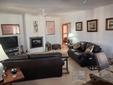 villa-blanca-resale-villa-for-sale-in-cantori