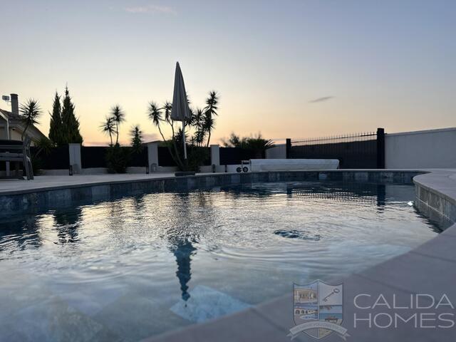 Image No.3-Villa de 3 chambres à vendre à Zurgena