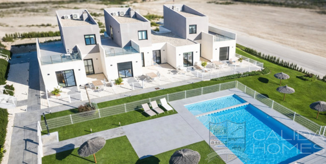 Image No.2-3 Bed Townhouse for sale