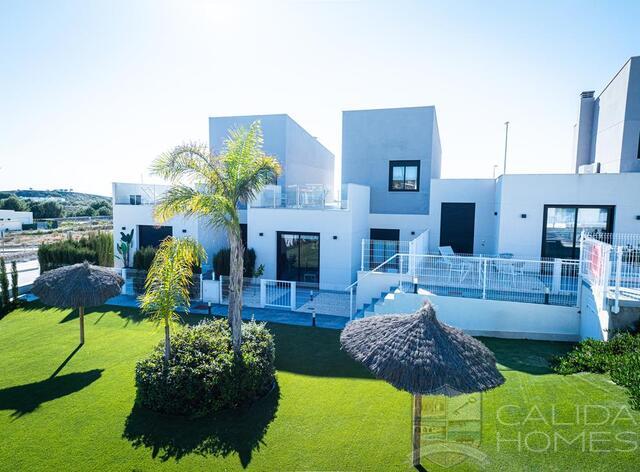 Image No.5-3 Bed Townhouse for sale