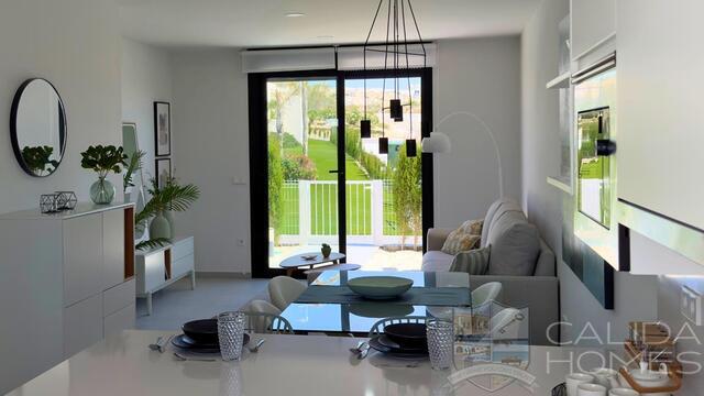 Image No.8-3 Bed Townhouse for sale