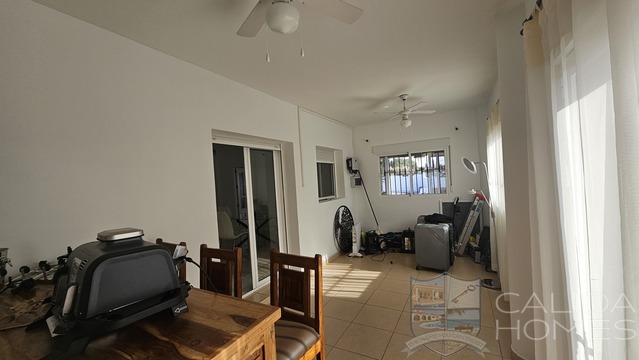 Image No.19-4 Bed Villa for sale