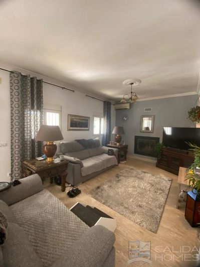 Image No.11-3 Bed Villa for sale