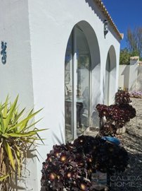 casa-de-sol--resale-villa-for-sale-in-arbolea