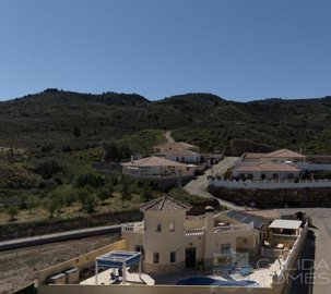 casa-de-zeus--resale-villa-for-sale-in-arbole