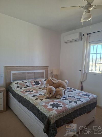 Image No.15-4 Bed Villa for sale