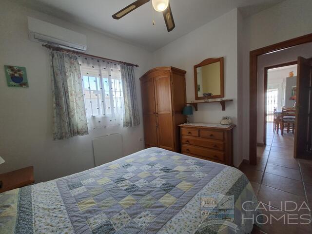 Image No.20-2 Bed Villa for sale