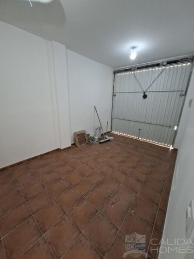 Image No.19-3 Bed Duplex for sale