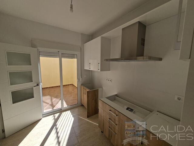 Image No.8-3 Bed Duplex for sale