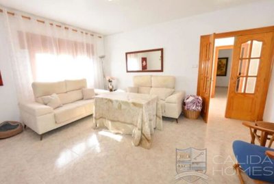 casa-lindo-detached-character-house-for-sale-