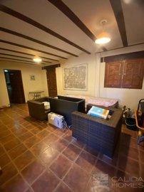 cortijo-arbol-detached-character-house-for-sa