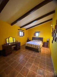 cortijo-arbol-detached-character-house-for-sa