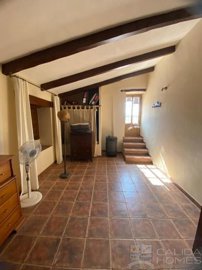 cortijo-arbol-detached-character-house-for-sa