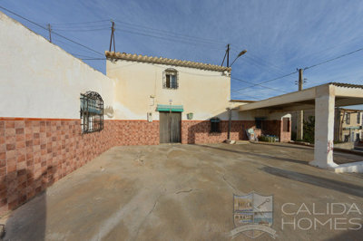 casa-palaces--semi-detached-property-for-sale