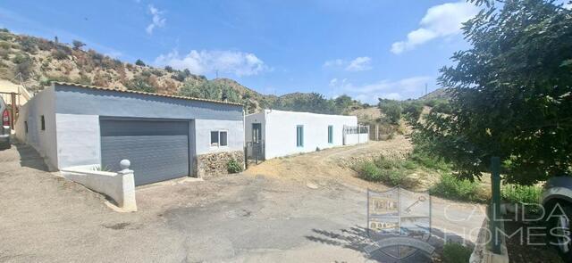 Image No.4-5 Bed Property for sale