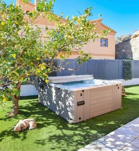 Image No.6-4 Bed House for sale