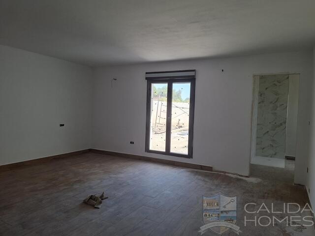 Image No.17-3 Bed Villa for sale