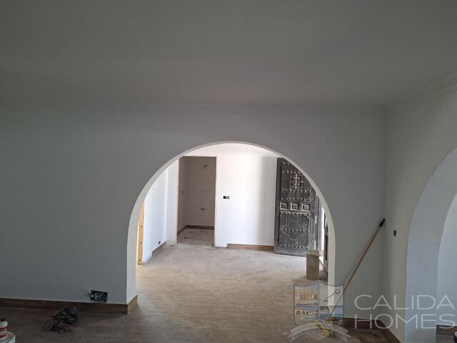 Image No.20-3 Bed Villa for sale