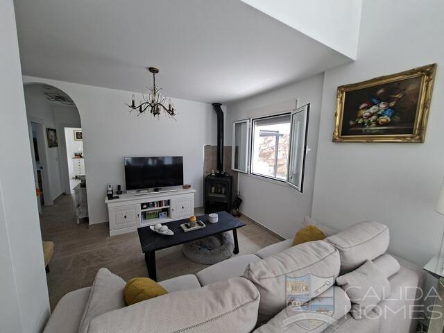 Image No.11-3 Bed Villa for sale