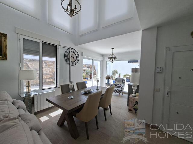 Image No.14-3 Bed Villa for sale