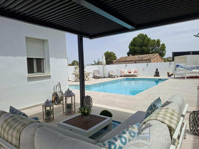 Image No.5-3 Bed Villa for sale