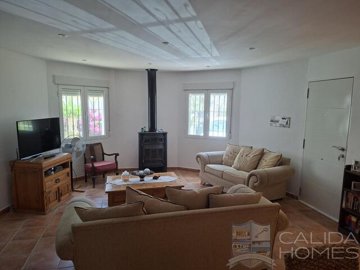 villa-solare--resale-villa-for-sale-in-huerca