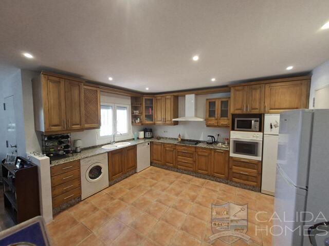 Image No.16-3 Bed Villa for sale