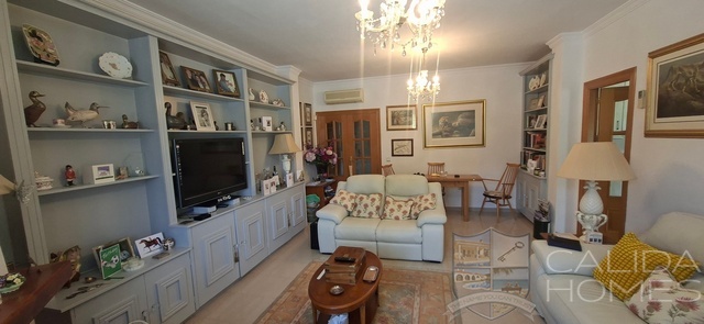 Image No.11-3 Bed Villa for sale