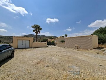 villa-palacio--resale-villa-for-sale-in-arbol