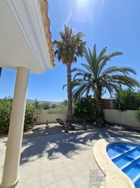 villa-lua--resale-villa-for-sale-in-arboleas-