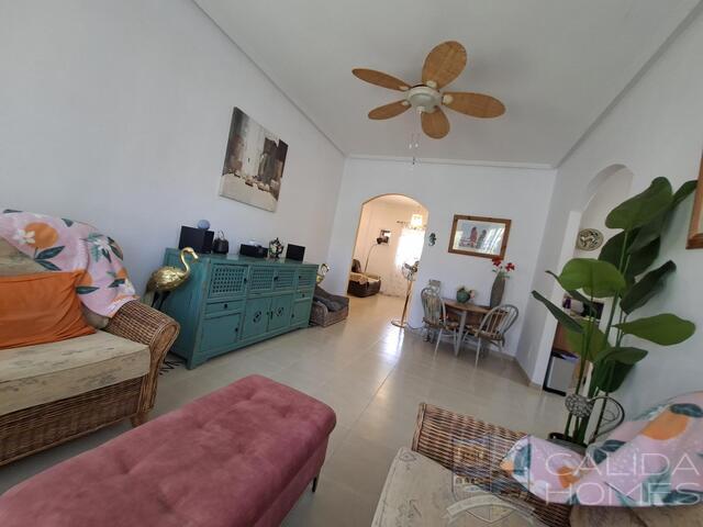 Image No.14-4 Bed Villa for sale