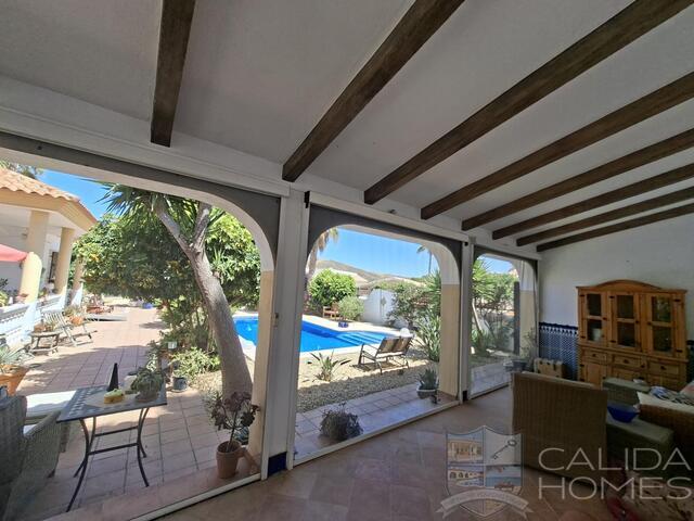 Image No.6-4 Bed Villa for sale
