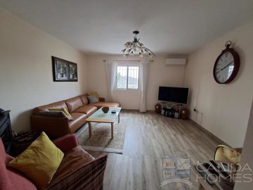 cortijo-amaras-village-or-town-house-for-sale