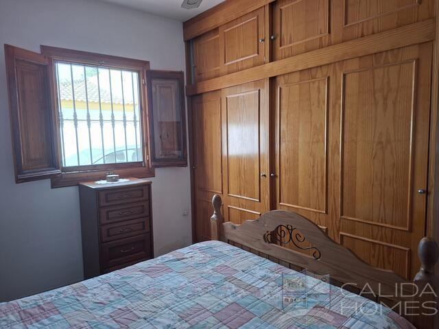 Image No.20-3 Bed Villa for sale