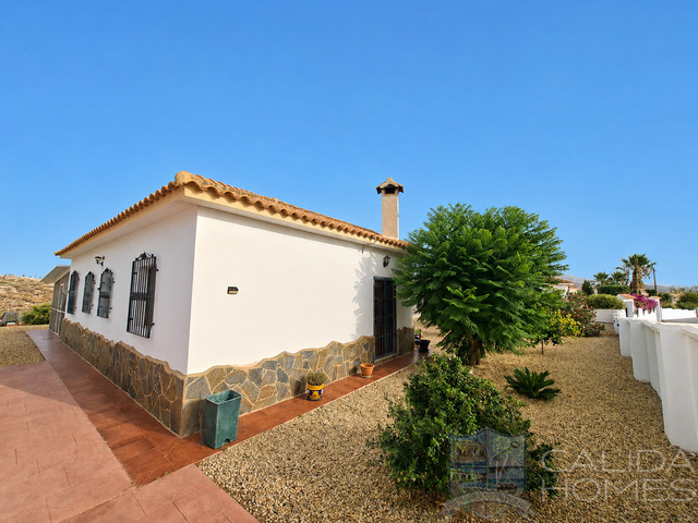Image No.5-3 Bed Villa for sale