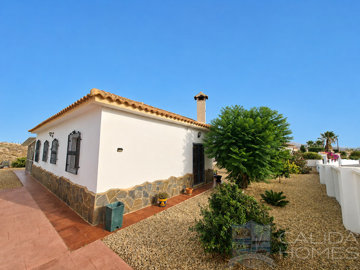 villa-sanza-resale-villa-for-sale-in-arboleas