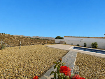 villa-sanza-resale-villa-for-sale-in-arboleas