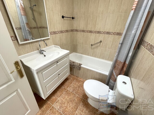 Image No.18-2 Bed Duplex for sale
