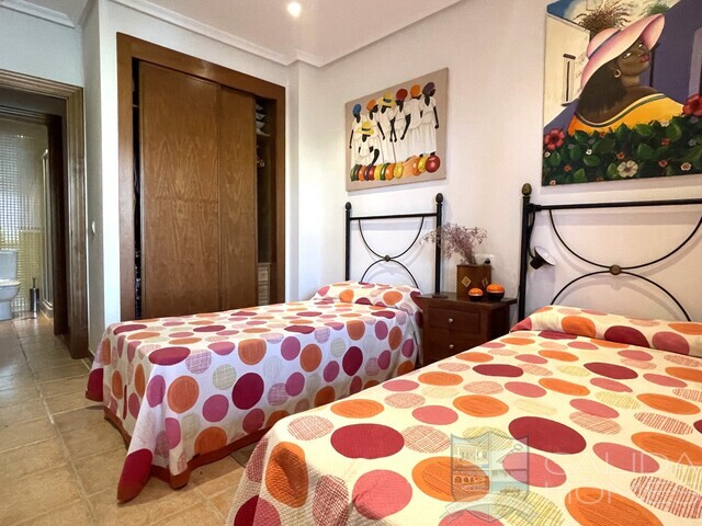 Image No.14-2 Bed Apartment for sale