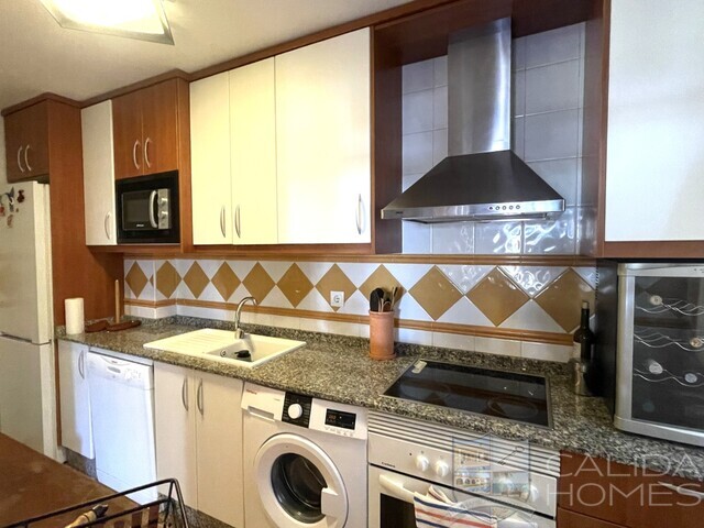Image No.9-2 Bed Apartment for sale